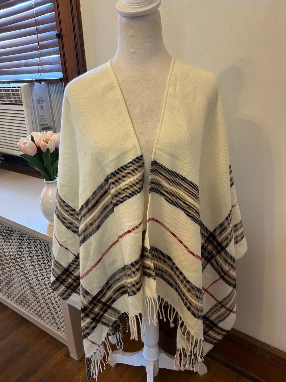 VFRAAS Cream Plaid Fringe Wrap Poncho OS NWT
